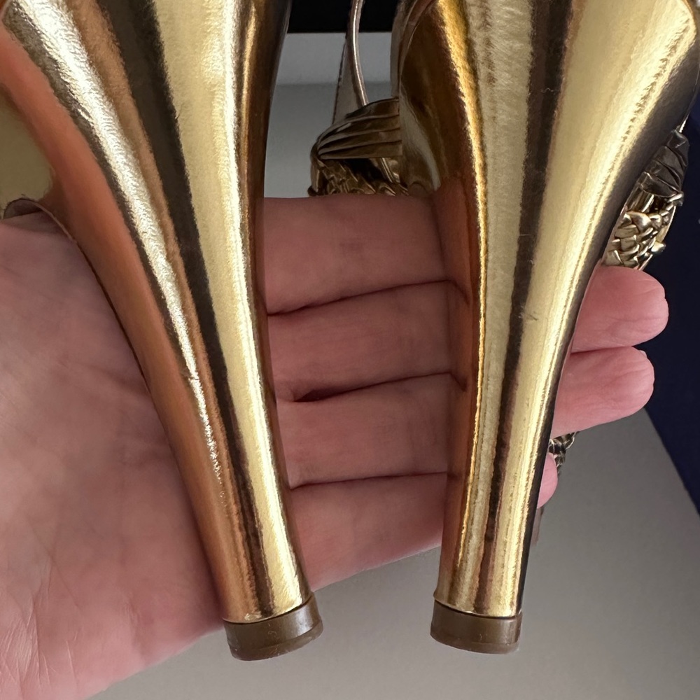Prada Gold Metallic Woven all leather Platform Sandals 38 1/2 (Mint Condition) - Picture 5 of 15